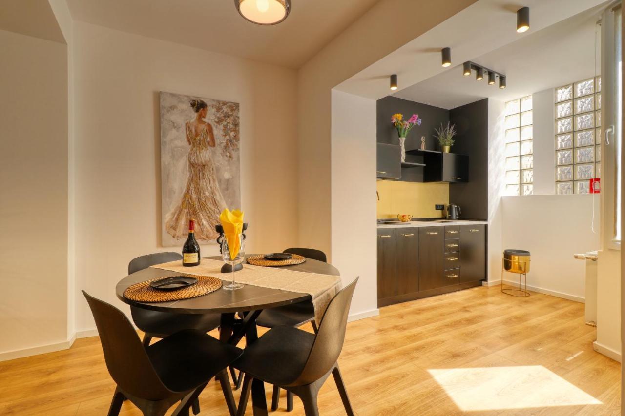 Historical Center By 4El Apartment บูคาเรสต์ ภายนอก รูปภาพ