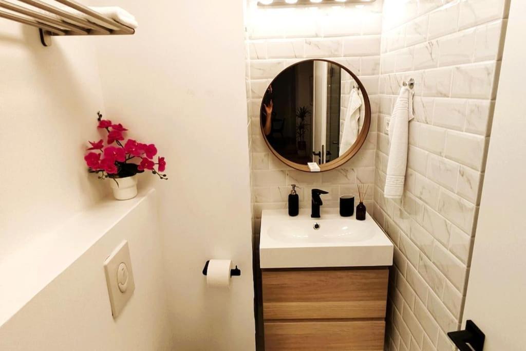 Historical Center By 4El Apartment บูคาเรสต์ ภายนอก รูปภาพ